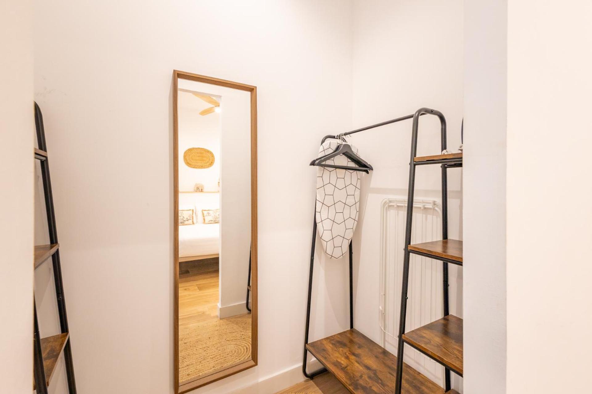 Isg Apartments Triana Estudio 2 Севилья Экстерьер фото