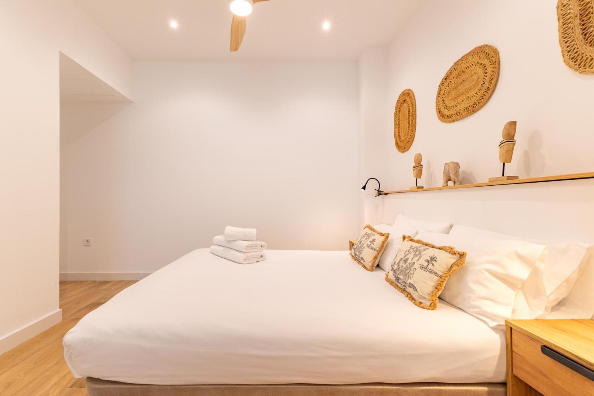 Isg Apartments Triana Estudio 2 Севилья Экстерьер фото